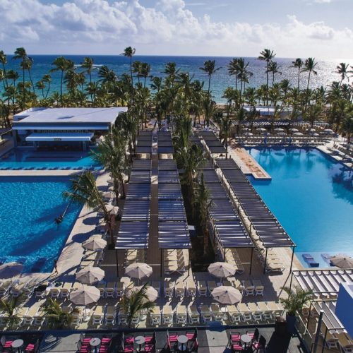BAM_17_012 - Swimming Pools
