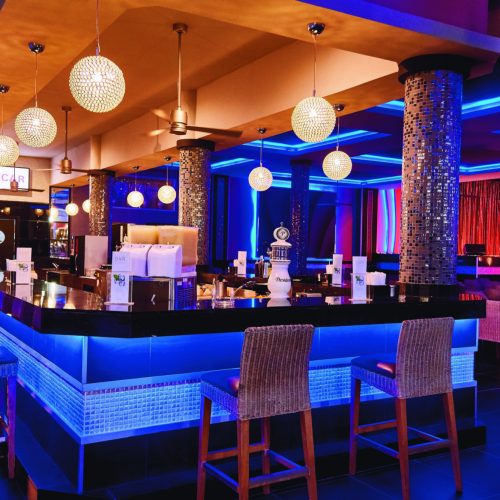 LOBBY BAR
