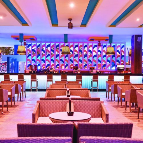 POOL BAR