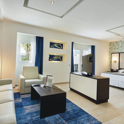 BAM_17_184 - Suite