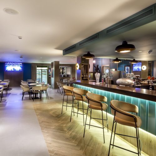 Lounge 24 bar