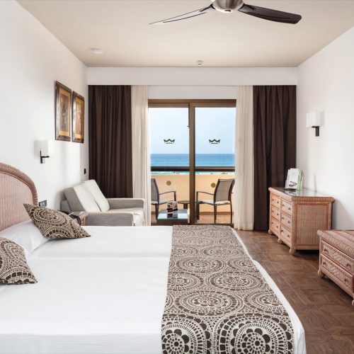 TOU_17_142 - Double room partial sea view_Example