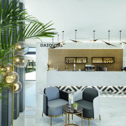 Lobby bar