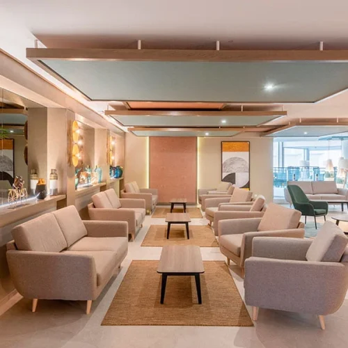lobby-riu-paraiso-lanzarote-3_tcm49-257149
