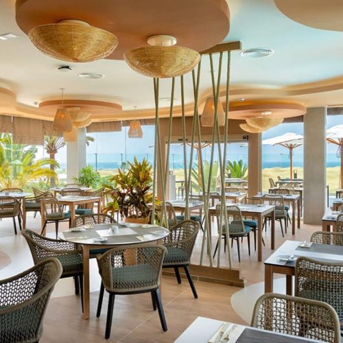 restaurant-pool-riu-palace-maspalomas-2_tcm49-253144